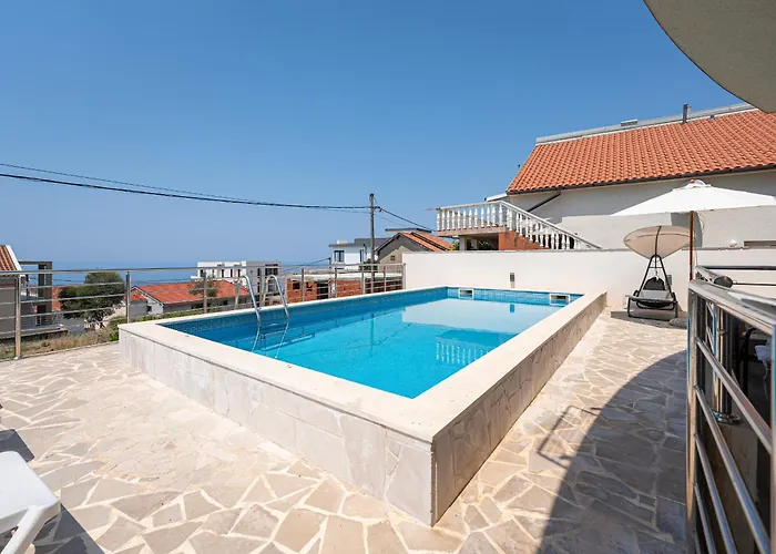 Four Seasons Villa Valentina